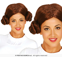 PELUCA CASTAÑA CON MOÑOS EN CAJA