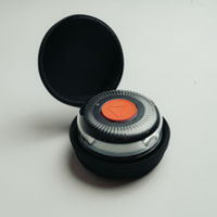 Luz de emergencia con geolocalización, conectada IoT, certificada por la DGT. Incluye funda protectora. THULOS TH-V16-2