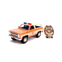 Stranger Things Chevy K5 Blazer Metal con Placa Policia